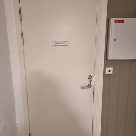 Lejlighed Near City, 7 Min From The Airport, Free Parking *